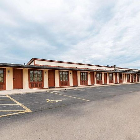 Rodeway Inn Miamisburg Exterior photo