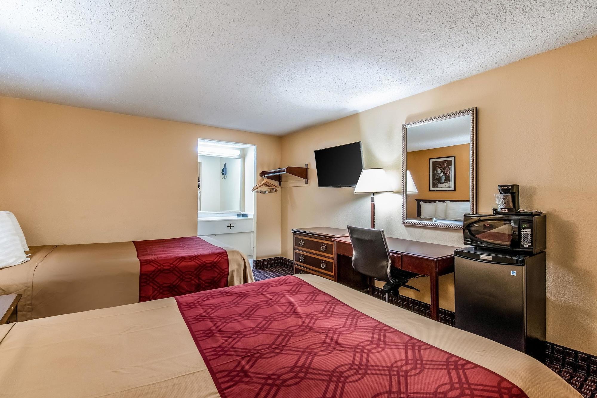 Rodeway Inn Miamisburg Exterior photo