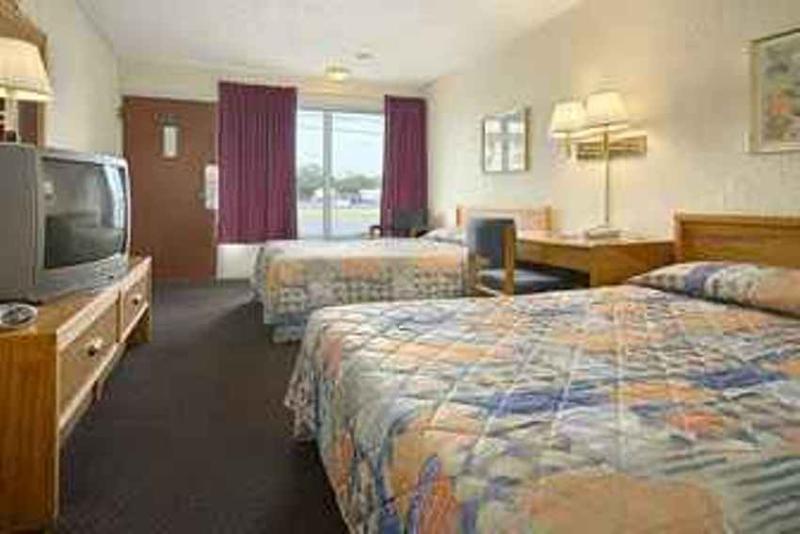 Rodeway Inn Miamisburg Exterior photo
