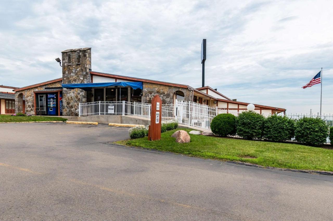 Rodeway Inn Miamisburg Exterior photo